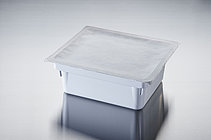 Produktfoto von sterilisierfähigen Beuteln, Lids und Sheets aus Tyvek® in vier verschiedenen Größen