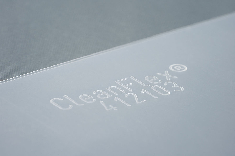 Close-up of CleanFlex® bags and bag systems