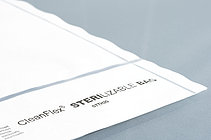 Produktfoto von sterilisierfähigen Beuteln, Lids und Sheets aus Tyvek® in vier verschiedenen Größen